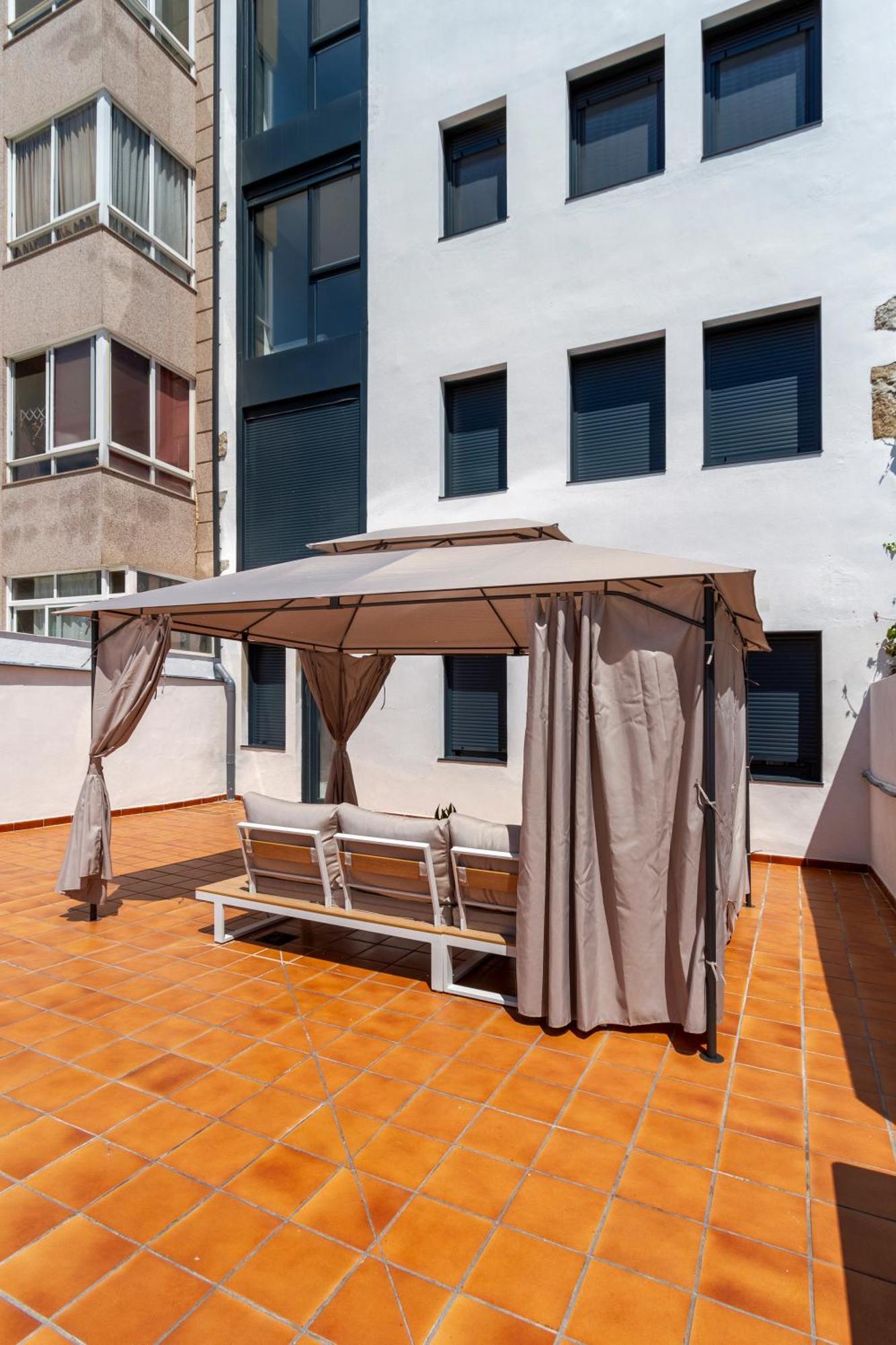 Urbanfive Apartamentos Ourense Centro Exteriör bild