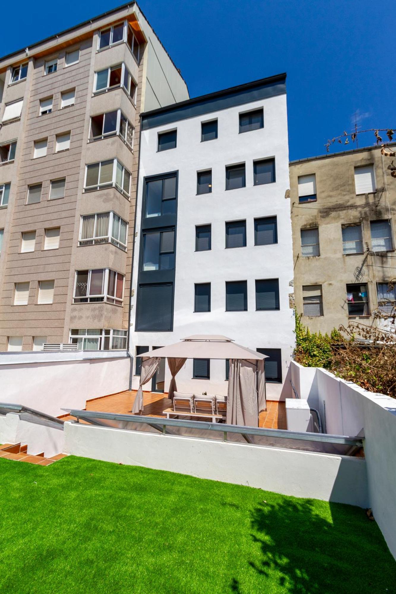 Urbanfive Apartamentos Ourense Centro Exteriör bild