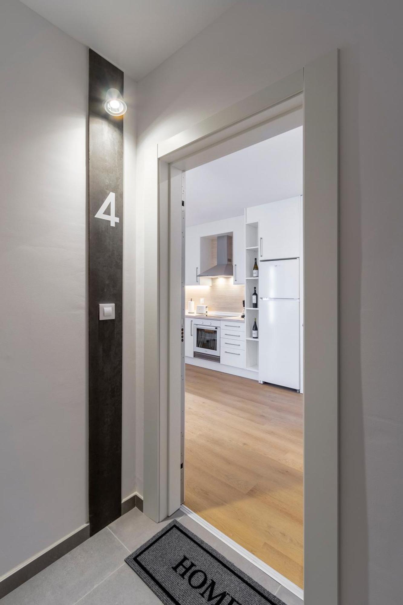 Urbanfive Apartamentos Ourense Centro Exteriör bild